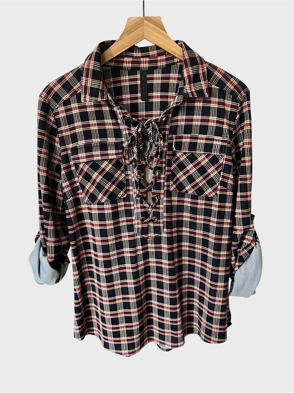 Cirana Lace-Up Plaid Women's Buttonless Shirt - Black & Red